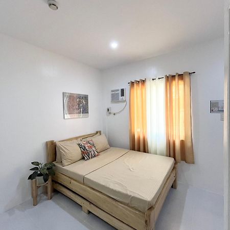 Sunnydale Apartelle -Room Accommodation Near Calatagan Beach Resorts Batangas City Kültér fotó